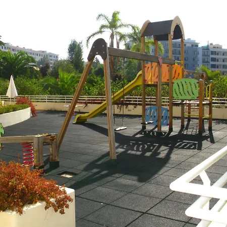 Apartment One Bedroom Holiday With Balcony And Pool *